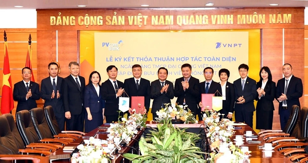PVcomBank và VNPT hợp tác chiến lược, kết nối sức mạnh tài chính và công nghệ số.